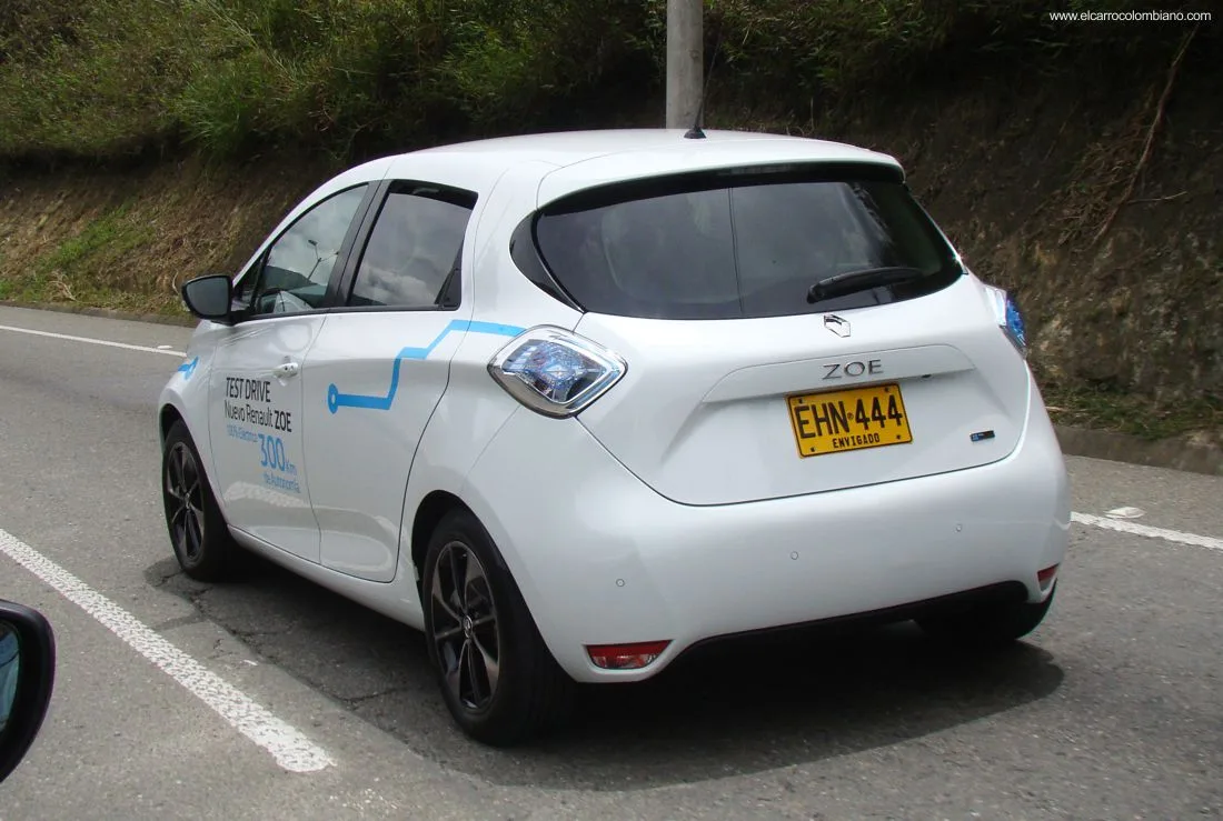 renault zoe colombia, renault zoe colombia caracteristicas, renault zoe colombia precio, renault zoe recarga de bateria, renault zoe carro electrico, renault zoe test drive colombia, renault zoe 40, renault zoe 2018, renault zoe 2018 colombia