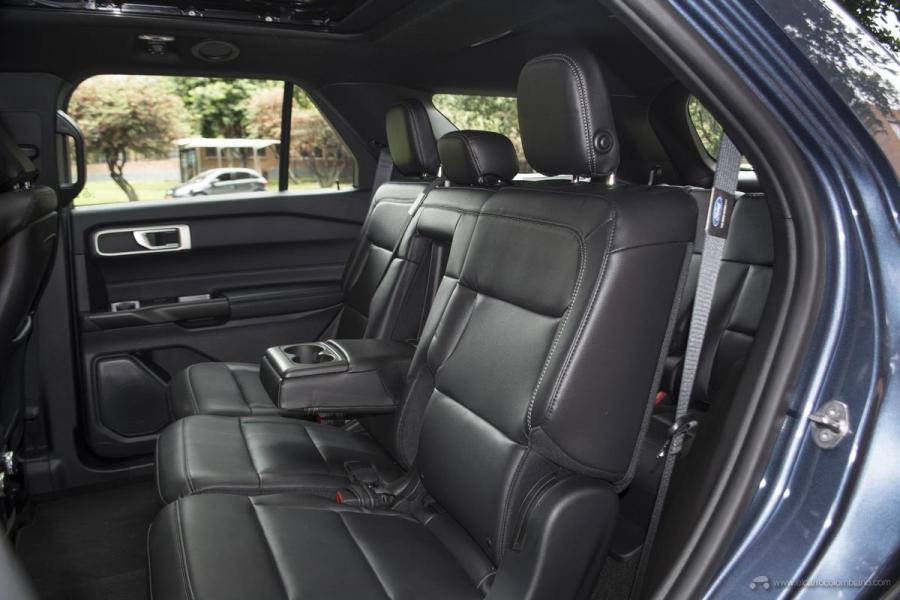 Ford Explorer Xlt A Prueba En Que Cambia La Version Mas Austera Video