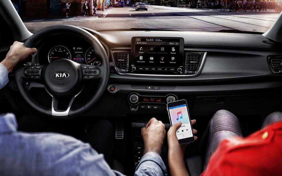 Index of /wp-content/gallery/20201022-kia-rio-2021-mexico/