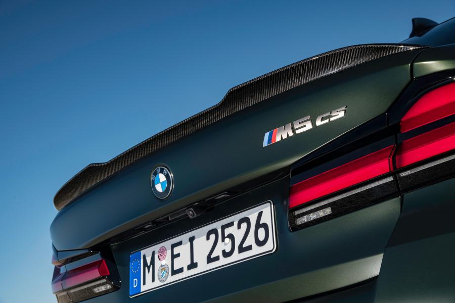 2022-BMW-M5-CS-29