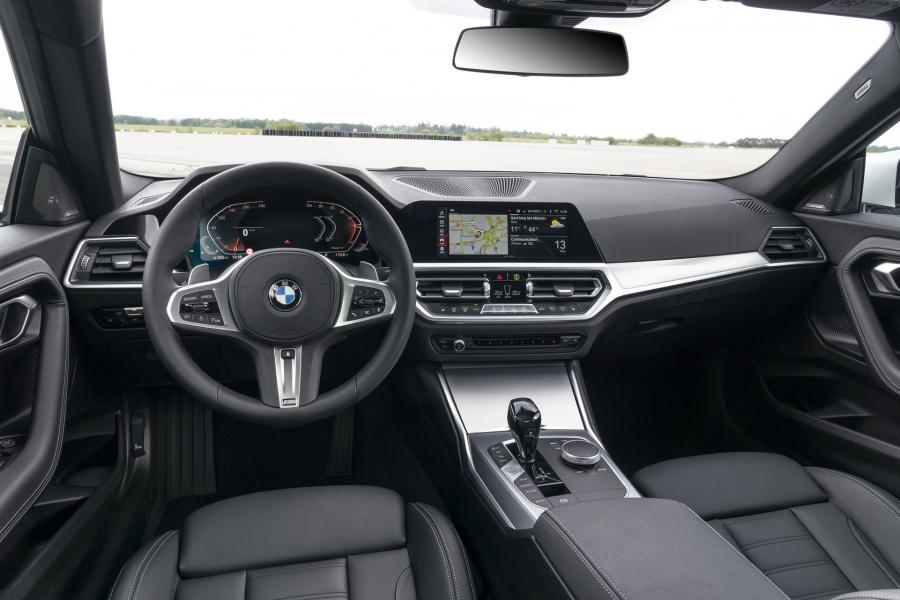 2022-BMW-2-Series-Coupe-21