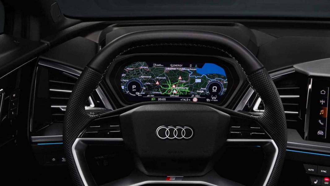 Audi-Q4-e-tron-2021-27