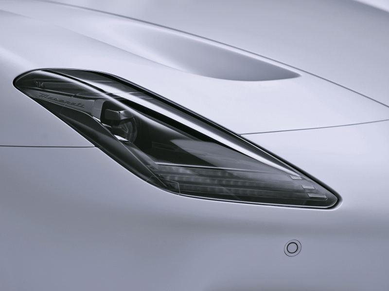 16846-MaseratiMC20