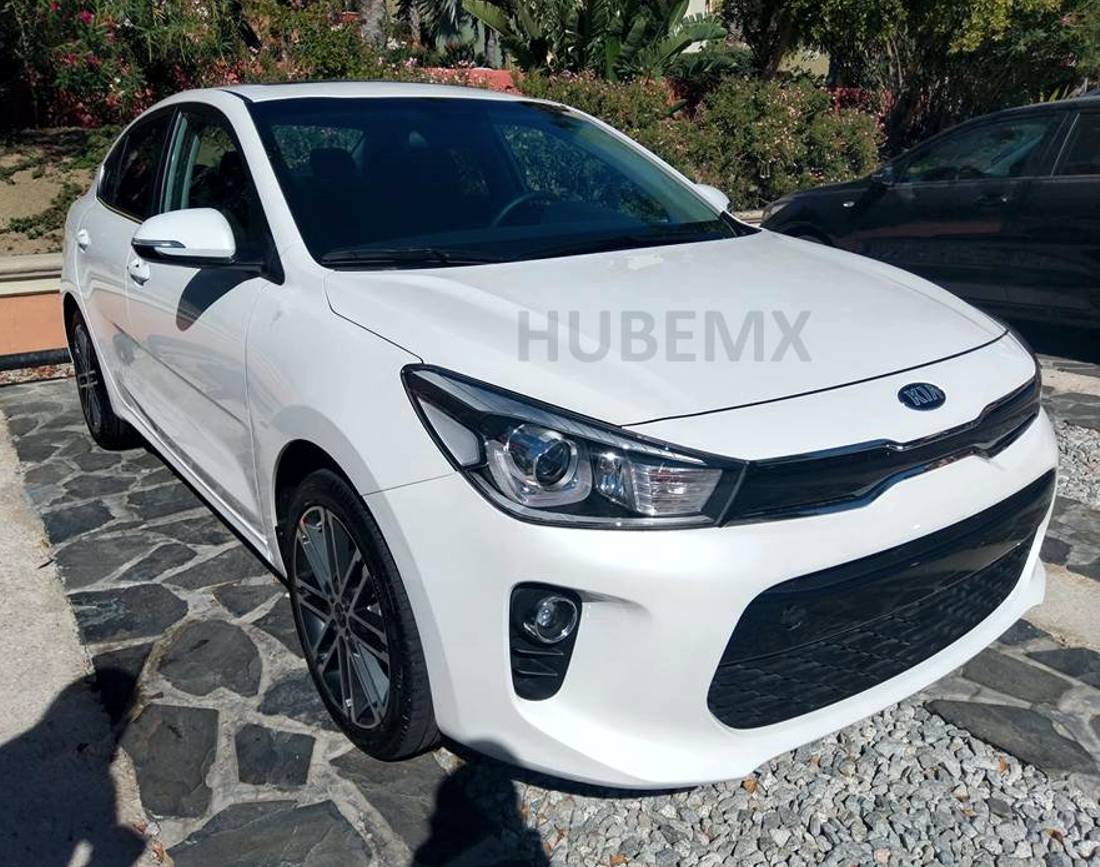 Kia Rio Con Rines Fotos espía: Ya está lista la nueva generación del Kia Rio Sedán en México