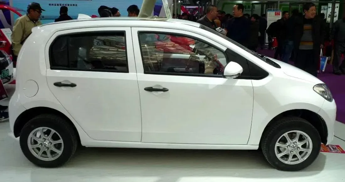 Weikerui V7 clon chino Volkswagen Up!