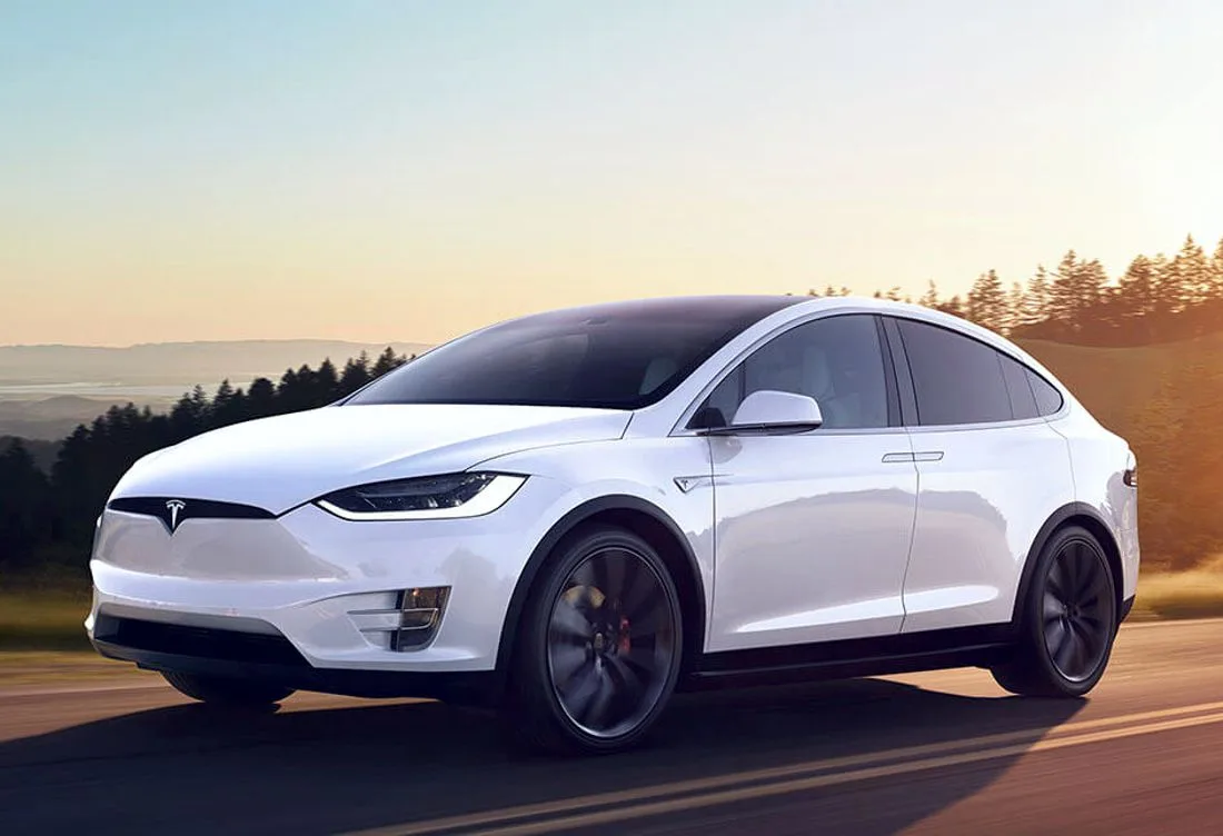 tesla model x, tesla model x colombia, tesla model x prueba de vuelco, tesla model x prueba de choque, tesla model x seguridad, tesla colombia