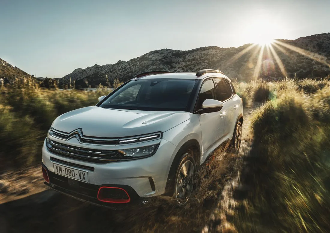citroen c5 aircross, citroen c5 aircross 2018, citroen c5 aircross 2019, citroen c5 aircross europa, citroen c5 aircross españa, citroen c5 aircross caracteristicas, citroen c5 aircross ficha tecnica, citroen c5 aircross equipamiento, citroen c5 aircross 2018 precio, citroen c5 aircross colombia, citroen c5 aircross chile, citroen c5 aircross europa