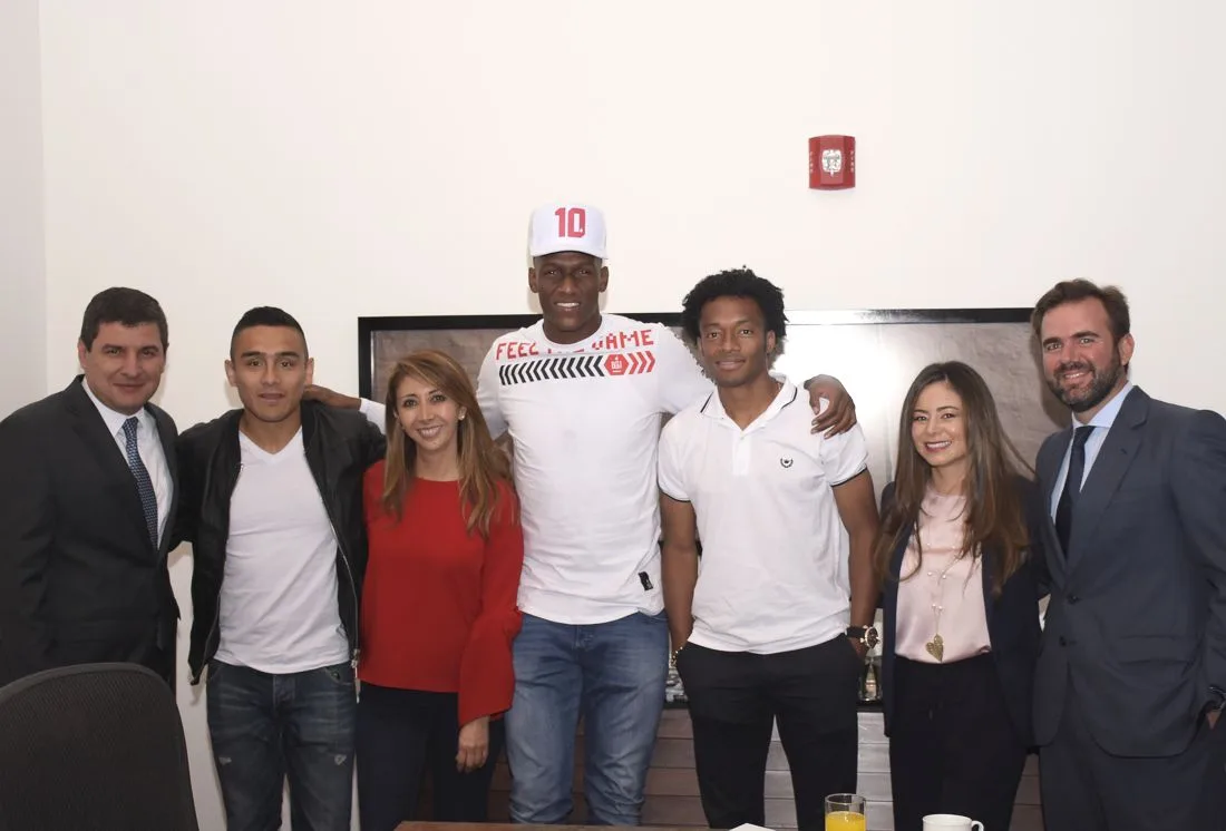 yerry mina, juan guillermo cuadrado, yerry mina embajador fiat, juan guillermo cuadrado embajador jeep, fiat en colombia, jeep en colombia, manada jeep
