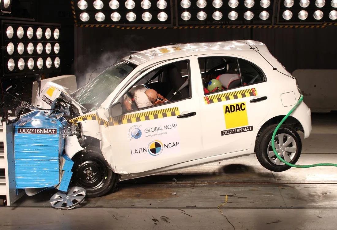 mazda 2 latin ncap, nissan march latin ncap, mazda 2 seguridad, nissan march seguridad, nissan march calificacion latin ncap, mazda 2 calificacion latin ncap