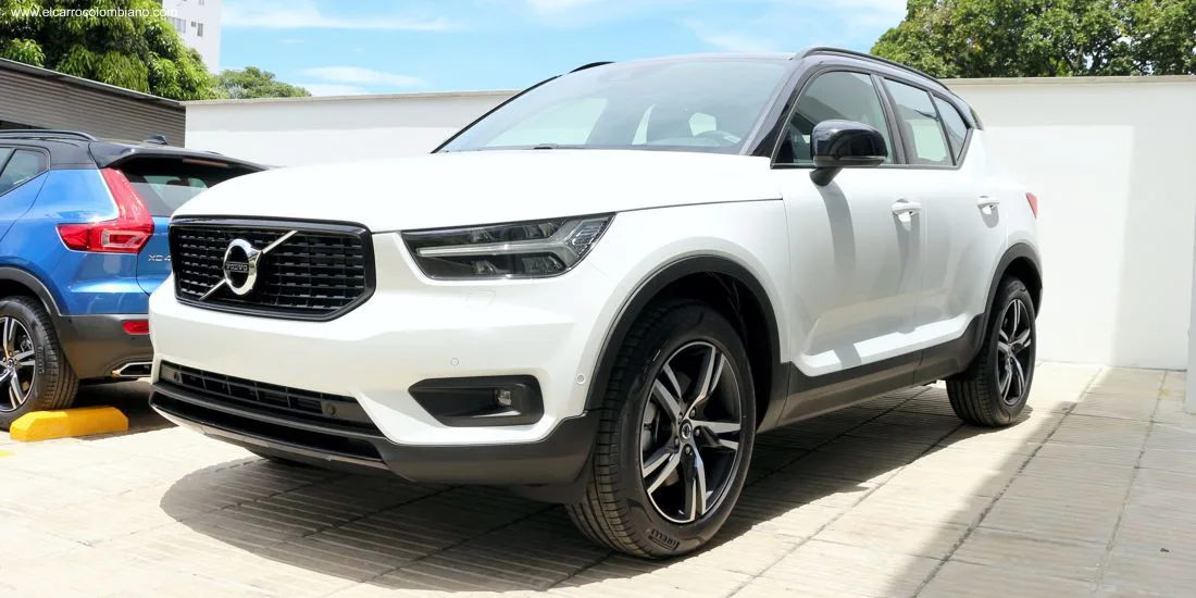 volvo xc40 colombia, volvo xc40 precio colombia, volvo xc40 versiones colombia, volvo xc40, volvo xc40 t4 momentum, volvo xc40 t4 r-design, volvo xc40 t5 r-design, volvo xc40 2019, volvo xc40 2019 colombia, volvo xc40 t4, volvo xc40 t5, volvo xc40 caracteristicas, volvo xc40 especificaciones colombia, volvo xc40 fotos, volvo xc40 imagenes