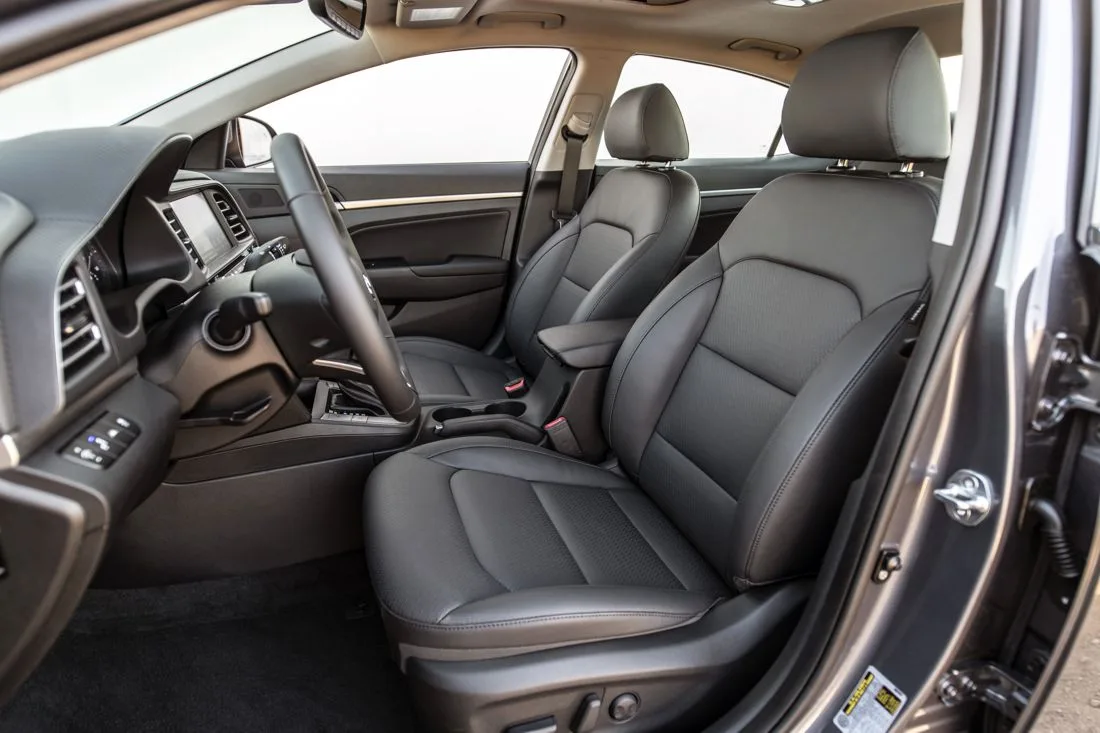 hyundai elantra 2019, hyundai elantra, hyundai elantra 2019 caracteristicas, hyundai elantra 2019 especificaciones, hyundai elantra 2019 motores, hyundai elantra sport 2019, hyundai elantra 2019 fotos, hyundai elantra 2019 colombia, hyundai elantra 2019 mexico, hyundai elantra 2019 argentina, hyundai elantra 2019 chile, hyundai elantra 2019 estados unidos, hyundai elantra 2019 usa