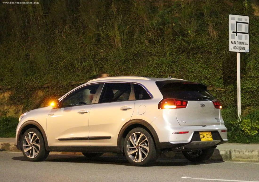 kia niro, kia niro prueba de ruta, kia niro test drive, kia niro comentarios, kia niro 2019, kia niro hibrida, kia niro colombia
