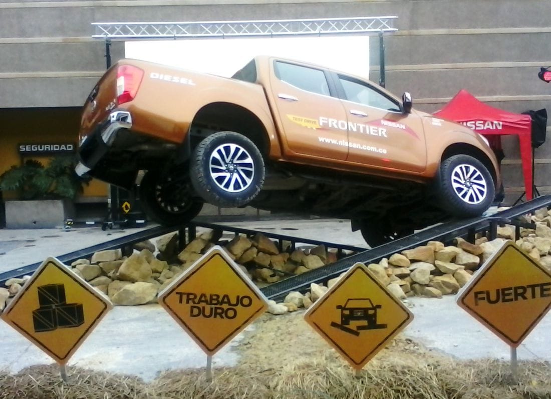 nissan leaf 2019, nissan leaf 2019 colombia, nissan salon del automovil de bogota 2018, nissan bladeglider, nissan colombia, salon del automovil de bogota 2018, nissan leaf 2018, nissan leaf 2018 colombia