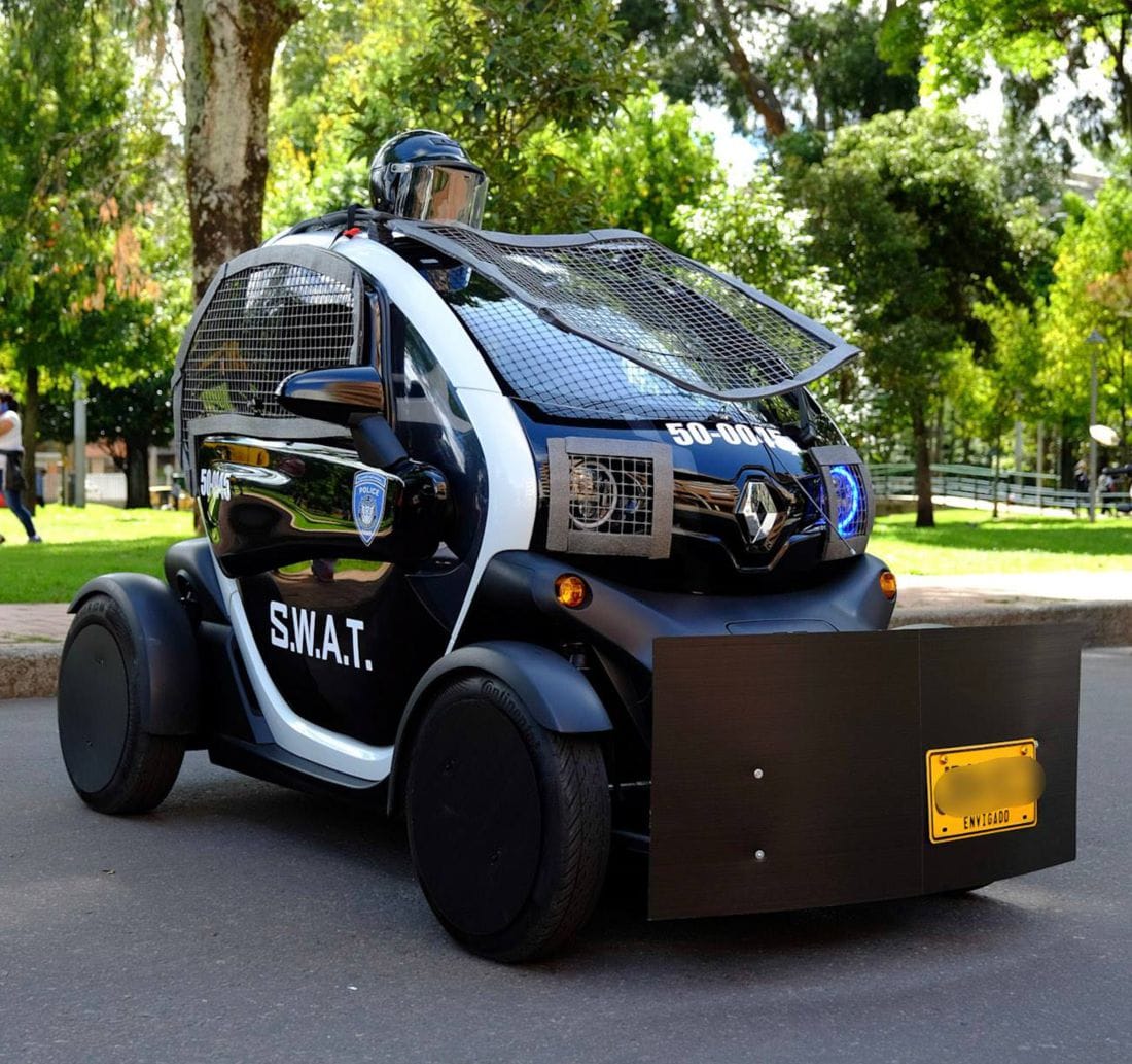 renault twizy, renault twizy colombia, renault twizy disfraces, renault twizy con disfraz, renault twizy disfrazado, carros con disfraz, disfraces para carros, halloween 2018, dia de las brujas 2018, dia de halloween 2018, carros electricos en colombia