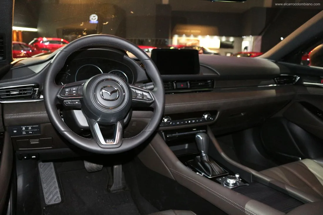mazda salon del automovil 2018, mazda colombia, mazda 6 turbo colombia, mazda 6 signature turbo, mazda 6 2019 colombia, mazda cx-9 signature, mazda cx-9 2019 colombia