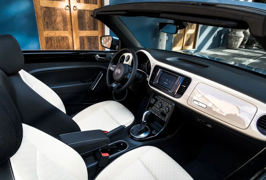 volkswagen beetle final edition, volkswagen escarabajo final edition, ultimo volkswagen escarabajo del mundo, ultimo vocho del mundo, vocho final edition, volkswagen beetle final edition 2019, volkswagen beetle final edition 2019 precio colombia