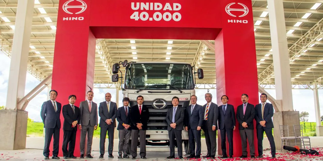hino colombia, camiones hino en colombia, hino manufacturing company colombia, hino buses y camiones, hino grupo inchcape, ensamblaje de camiones hino en colombia