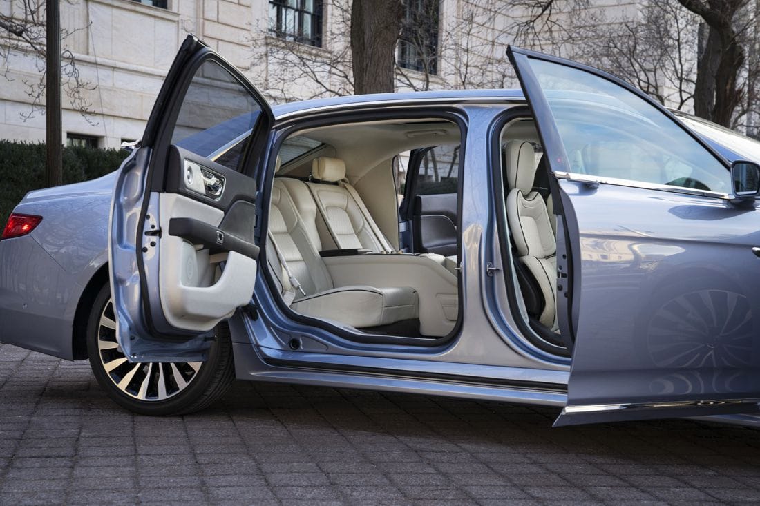 lincoln continental, lincoln continental 80th anniversary coach door edition, lincoln continental 2019, lincoln continental coach door, lincoln continental 80th anniversary, lincoln continental puertas suicidas, lincoln continental 80th anniversary coach door edition caracteristicas, lincoln continental 80th anniversary coach door edition fotos, lincoln continental 80th anniversary coach door edition equipamiento