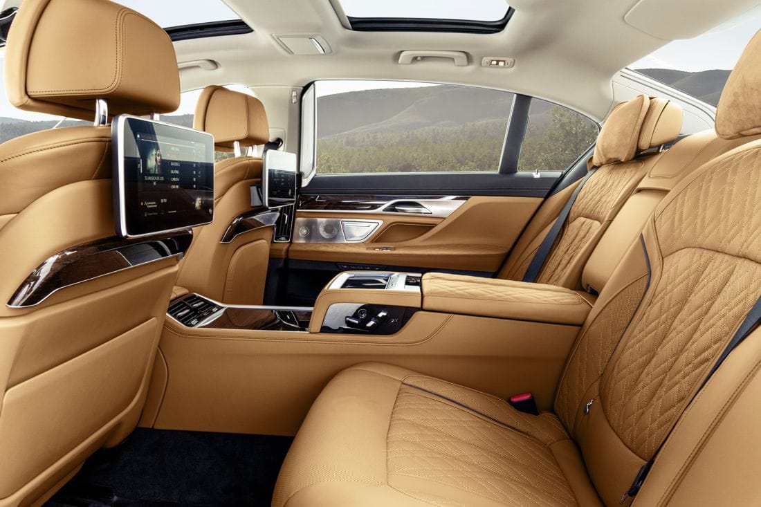 bmw serie 7 2020, bmw serie 7, bmw serie 7 2020 colombia, bmw serie 7 2020 argentina, bmw serie 7 2020 mexico, bmw serie 7 peru, bmw serie 7 2020 chile, bmw serie 7 2020 caracteristicas, bmw serie 7 2020 versiones, bmw serie 7 2020 especificaciones, bmw serie 7 2020 fotos, bmw serie 7 2020 imagenes, bmw serie 7 2020 dimensiones, bmw serie 7 2020 plug-in hybrid, bmw serie 7 2020 hibrido enchufable