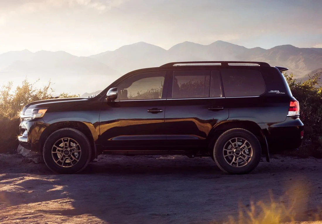 toyota land cruiser heritage edition v8, toyota land cruiser heritage edition v8 2019, toyota land cruiser heritage edition v8 2020, toyota land cruiser heritage edition v8 caracteristicas, toyota land cruiser heritage edition v8 ficha tecnica, toyota land cruiser heritage edition v8 equipamiento, toyota land cruiser heritage edition v8 interior, toyota land cruiser heritage edition v8 60 años, toyota land cruiser heritage edition v8 edicion especial, toyota land cruiser edicion especial, toyota land cruiser colombia