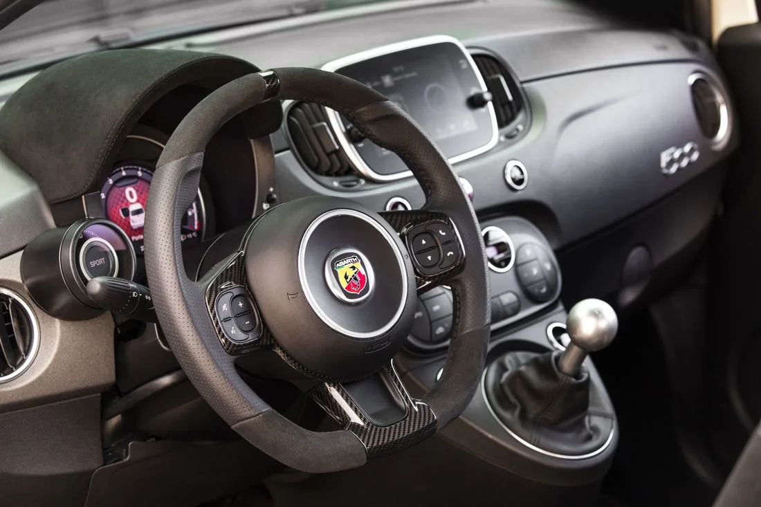 abarth 70th anniversary, abarth 595 70th anniversary, abarth 595 competizione 70th anniversary, abarth 124 spider 70th anniversary, abarth 70th caracteristicas, abarth 70th anniversary fotos, abarth 595 2019, abarth 124 spider 2019, fiat abarth 595 2019, fiat abarth 124 spider 2019