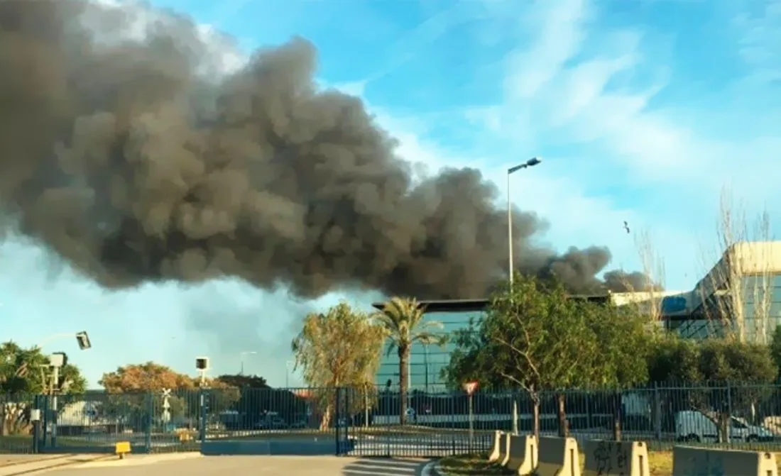 incendio en museo de coches clasicos seat barcelona