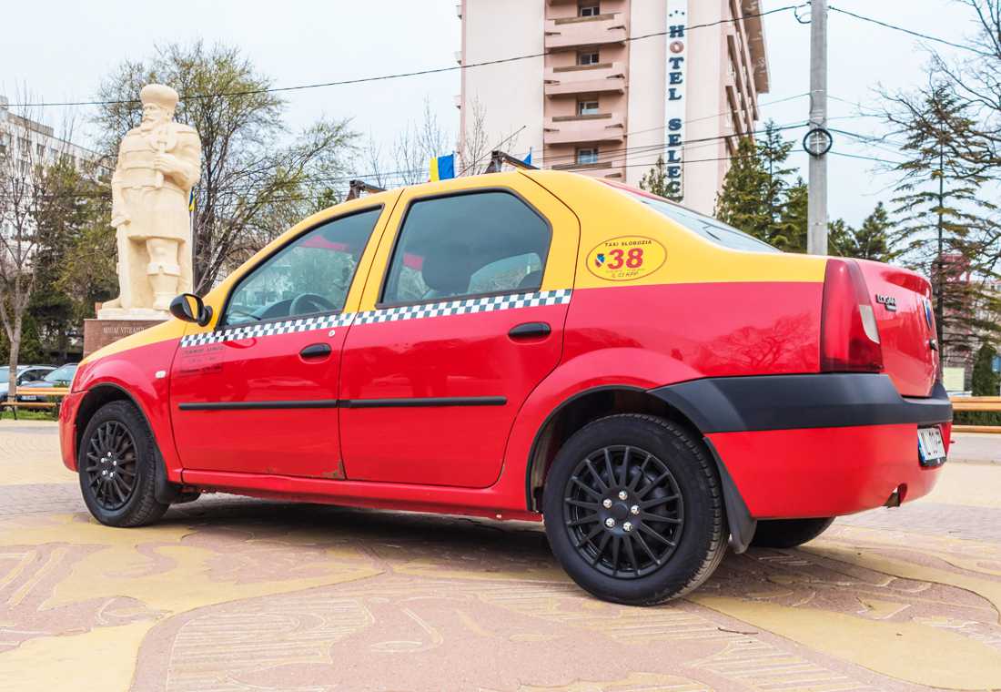 dacia logan, dacia logan 1 millon de kilometros, autos de 1 millon de kilometros, renault logan, fiabilidad renault logan, fiabilidad dacia logan, fiabilidad dacia, que tan fiables son los coches dacia, dacia logan que recorrio 1 millon de kilometros, dacia logan taxi, renault logan taxi