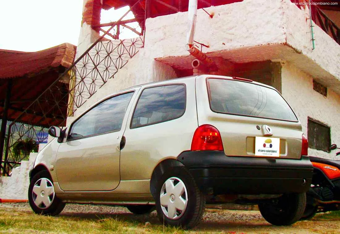 renault populares en colombia, renault mas famosos en colombia, renault mas exitosos en colombia, renault mas exitosos, renault 4 colombia, renault kwid colombia, renault twingo colombia, renault 4 historia en colombia, renault kwid caracteristicas, renault twingo historia en colombia, carros mas populares de colombia, autos mas populares, city cars renault, autos urbanos renault, coches pequeños de renault, autos pequeños de renault
