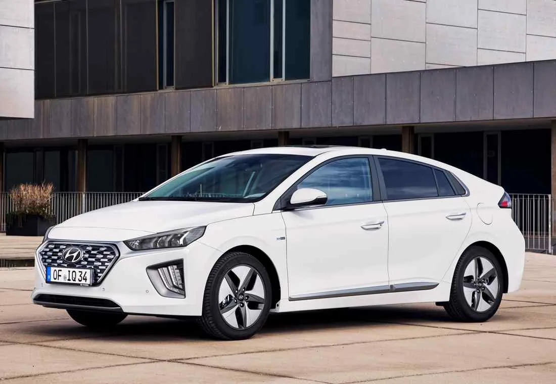 hyundai ioniq 2020, hyundai ioniq 2019, hyundai ioniq electrico 2019, hyundai ioniq electrico 2020, hyundai ioniq electrico 2020 autonomia, hyundai ioniq electric 2019 autonomia, hyundai ioniq 2020 caracteristicas, hyundai ioniq 2020 fotos, hyundai ioniq 2019 fotos, hyundai ioniq hibrido 2019, hyundai ioniq plug-in hybrid 2019, hyundai ioniq hibrido enchufable 2019, hyundai ioniq hibrido 2020, hyundai ioniq plug-in hybrid 2020, hyundai ioniq hibrido enchufable 2020