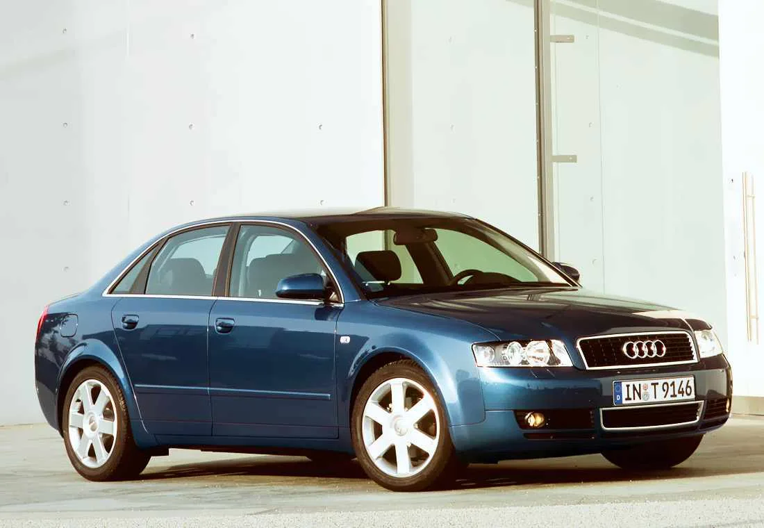 audi a4, historia audi a4, 25 años del audi a4, audi a4 generaciones, audi a4 colombia, audi a4 2020, audi a4 2019, audi a4 1995, audi a4 2001, audi a4 2005, audi a4 2009, audi a4 2016