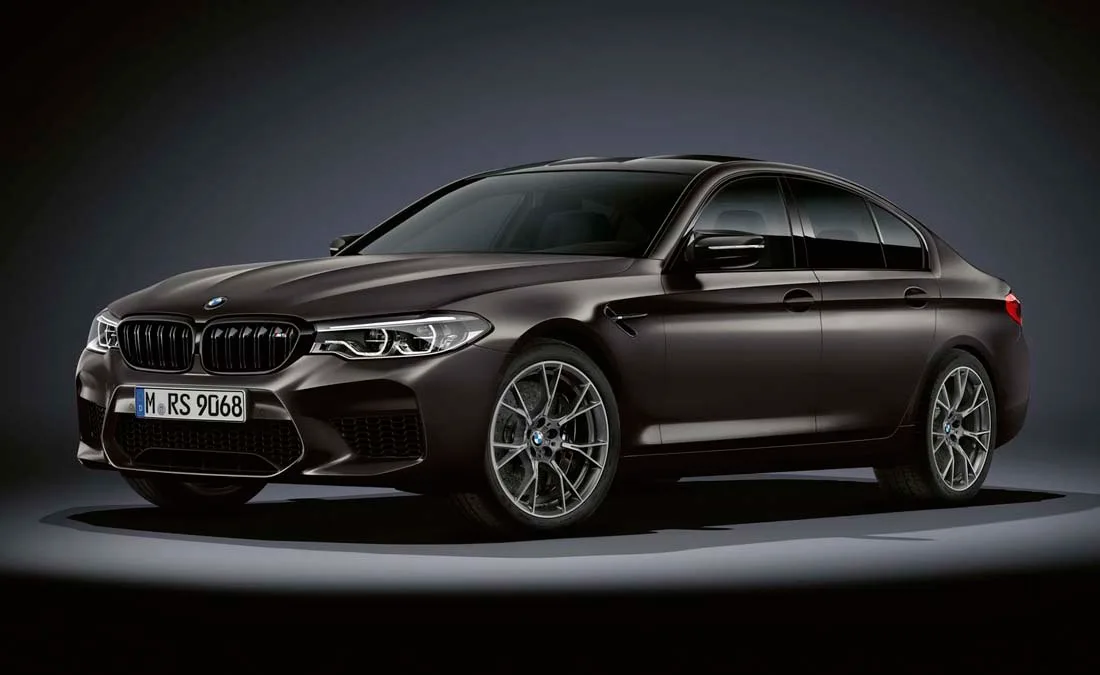 bmw m5 edition 35 years, bmw m5 edition 35 years caracteristicas, bmw m5 edition 35 years edicion especial, bmw m5 edition 35 years especificaciones, bmw m5 edition 35 years motor, bmw m5 edition 35 years interior, bmw m5 edition 35 years exterior, bmw m5 edition 35 years imagenes, bmw m5 edition 35 years fotos, bmw m5 edition 35 years ficha tecnica, bmw m5 edition 35 years lanzamiento, bmw m5 edition 35 years unidades, bmw m5 edition 35 years 350 unidades, bmw m5 aniversario, bmw m5 35 años, bmw m5 edicion especial, bmw m5 edicion de aniversario