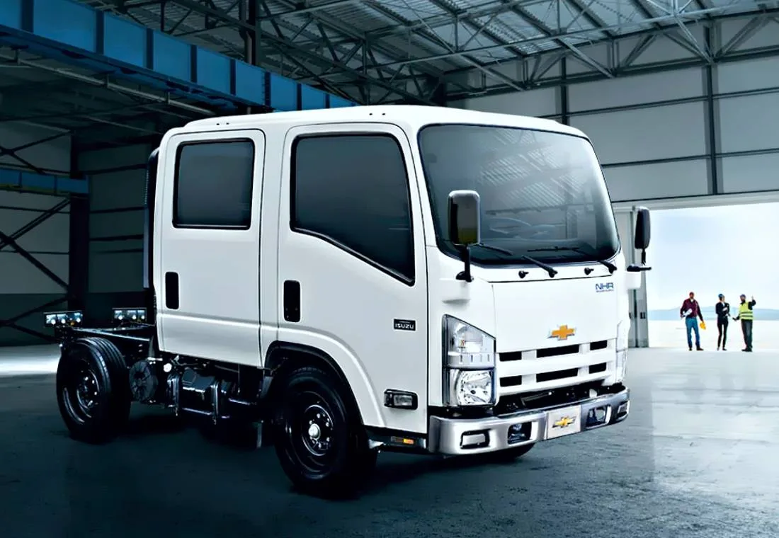chevrolet buses y camiones, buses y camiones chevrolet colombia, ecodrive buses y camiones chevrolet, ecodrive chevrolet, costo de operacion de buses y camiones, clientes de buses y camiones chevrolet, chevrolet nhr, chevrolet nhr colombia