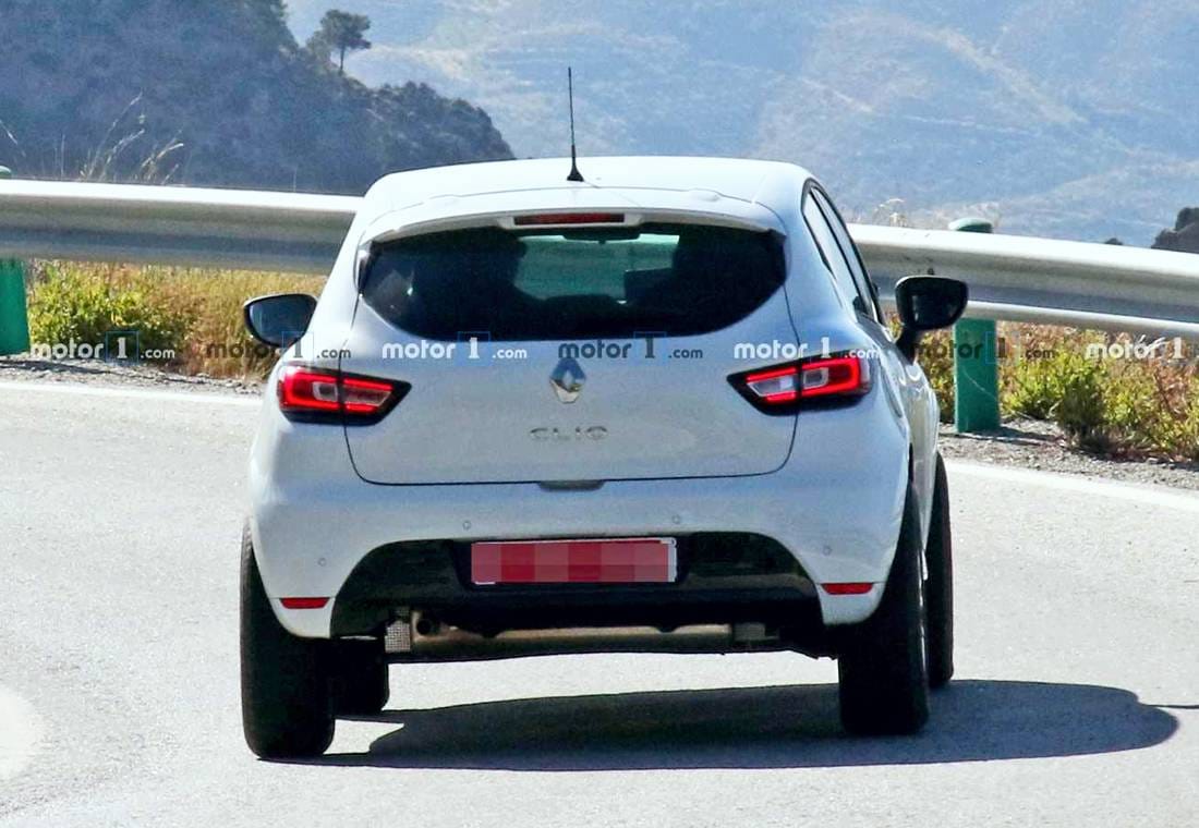 renault clio suv, renault clio suv fotos espia, renault clio suv caracteristicas, renault clio suv primeros datos, renault sandero stepway 2022, clio suv