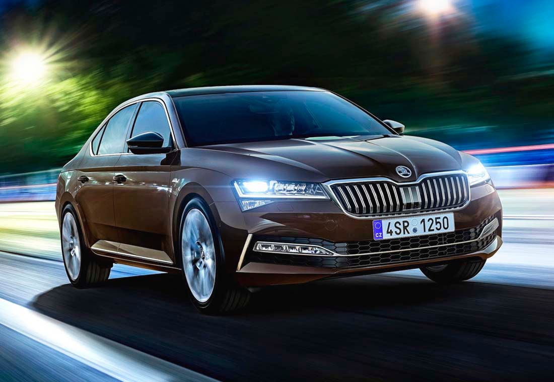 skoda superb 2019, nuevo skoda superb 2019, nuevo skoda superb, skoda superb 2019 caracteristicas, skoda superb 2019 novedades, skoda superb 2019 ficha tecnica, skoda superb 2019 imagenes, skoda superb 2019 fotos, skoda superb 2019 especificaciones, skoda superb 2019 lanzamiento, skoda superb 2019 motor, skoda superb 2019 hibrido enchufable, skoda superb 2019 crossover, skoda superb iv 2019, skoda superb scout 2019