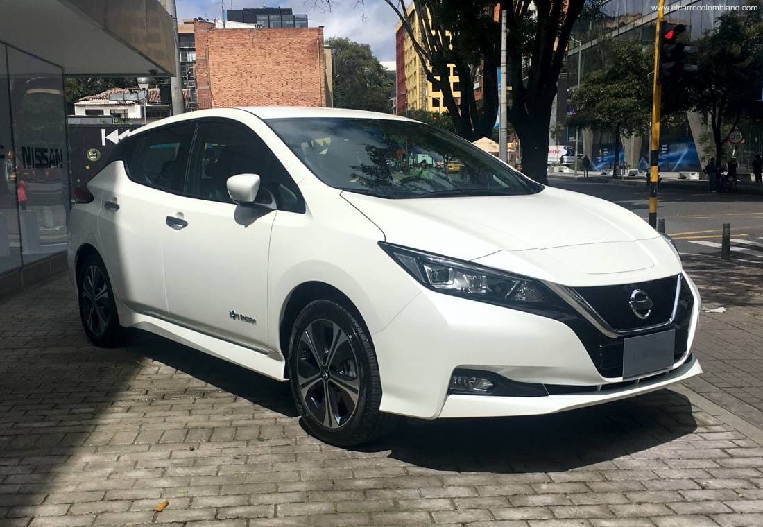 nissan leaf, nissan leaf colombia, nissan leaf 2019, nissan leaf 2019 colombia, nissan leaf precio colombia, nissan leaf 2019 precio colombia, nissan leaf 2019 caracteristicas, nissan leaf 2020, nissan leaf 2020 colombia, nissan leaf autonomia, nissan leaf ficha tecnica, nissan leaf lanzamiento en colombia, nissan leaf recarga, como se recarga un carro electrico en colombia, como se recarga un nissan leaf