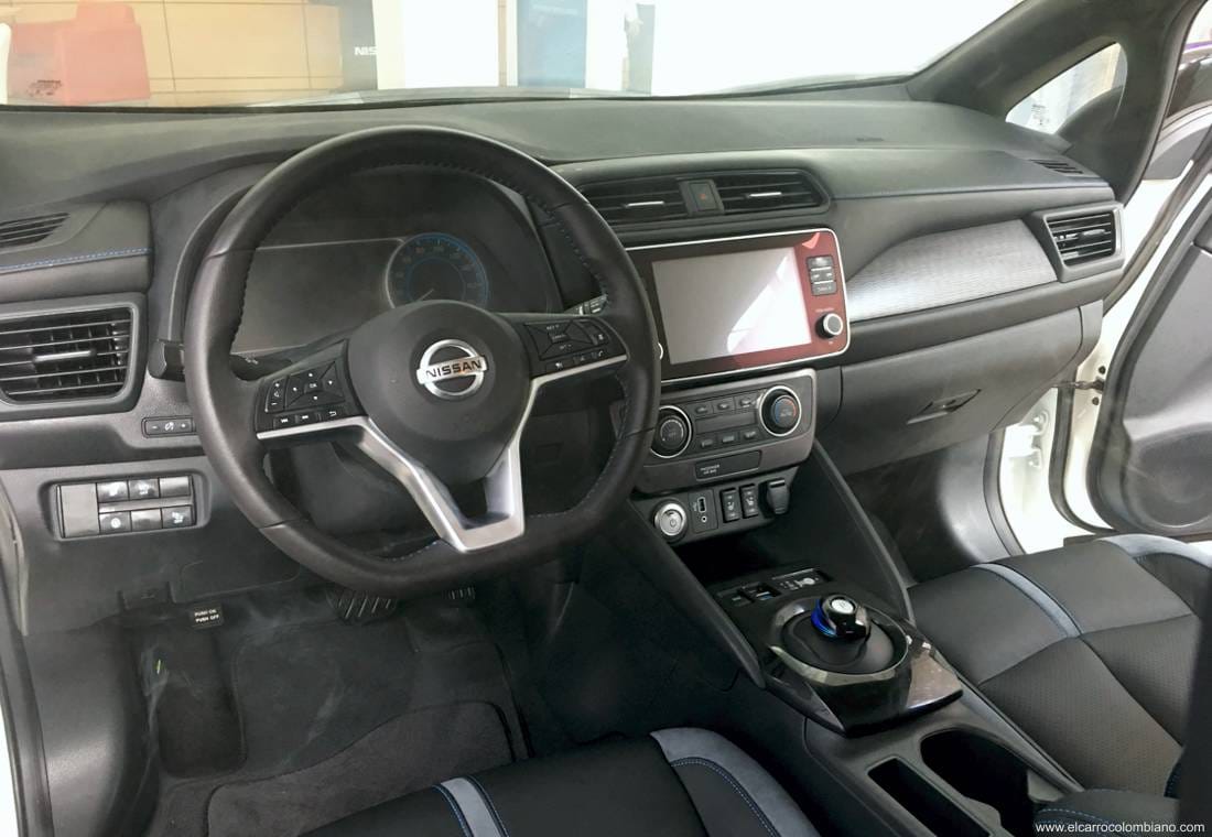 nissan leaf, nissan leaf colombia, nissan leaf 2019, nissan leaf 2019 colombia, nissan leaf precio colombia, nissan leaf 2019 precio colombia, nissan leaf 2019 caracteristicas, nissan leaf 2020, nissan leaf 2020 colombia, nissan leaf autonomia, nissan leaf ficha tecnica, nissan leaf lanzamiento en colombia, nissan leaf recarga, como se recarga un carro electrico en colombia, como se recarga un nissan leaf