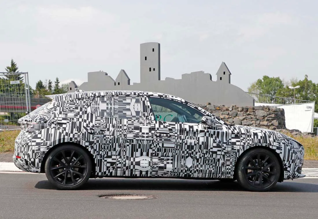 seat leon 2020, seat leon 2020 imagenes, seat leon 2020 fotos, seat leon 2020 fotos espia, seat leon 2020 primeros datos, seat leon 2020 caracteristicas, seat leon 2020 novedades, seat leon 2020 motor, seat leon 2020 hibrido enchufable, seat leon sedan 2020, seat leon sedan, seat leon 2020 ficha tecnica, seat leon 2020 lenguaje de diseño, seat leon 2020 diseño, seat leon 2020 especificaciones, nuevo seat leon
