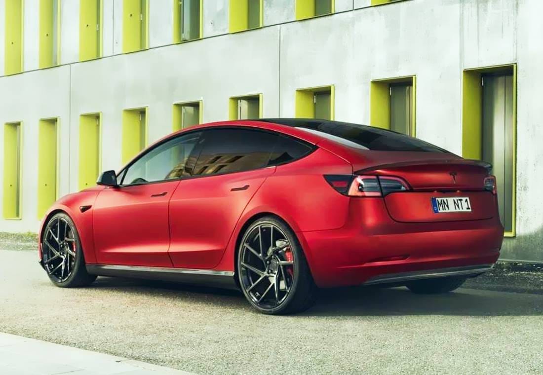 tesla model 3 by novitec, tesla model 3 by novitec caracteristicas, tesla model 3 by novitec desempeño, tesla model 3 by novitec fotos, tesla model 3 by novitec imagenes, tesla model 3 by novitec preparacion, tesla model 3 by novitec desempeño deportivo, tesla model 3 deportivo, tesla model 3 version deportiva, tesla model 3 alto desempeño