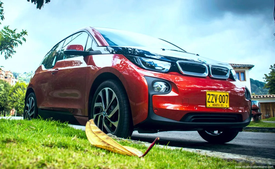 carros electricos, beneficios para carros electricos en colombia, autos electricos en colombia, incentivos carros electricos en colombia, ley 1964 de 2019 carros electricos, normatividad carros electricos en colombia, carros sin pico y placa, bmw i3 colombia, renault zoe colombia, renault twizy colombia, byd e5 taxi colombia