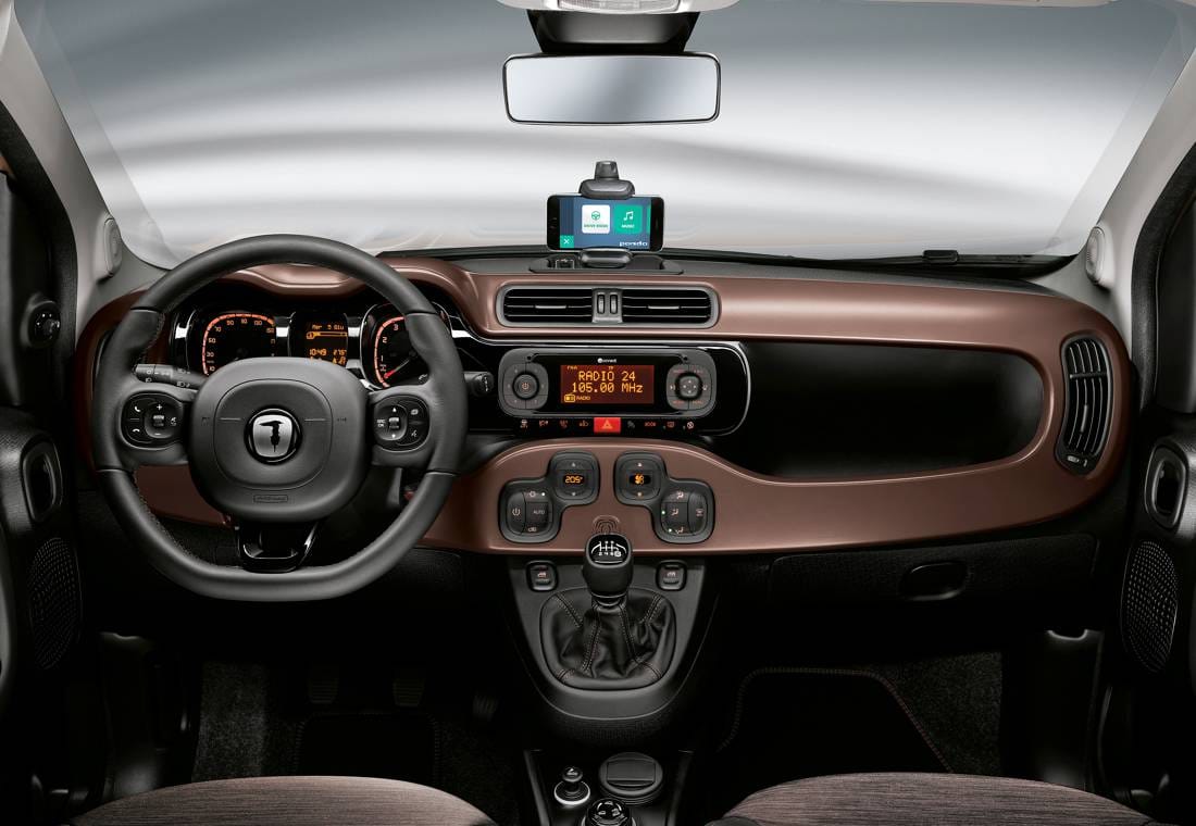 fiat panda, fiat panda trussardi, fiat panda trussardi caracteristicas, fiat panda trussardi ficha tecnica, fiat panda trussardi 2020, fiat panda trussardi fotos, fiat panda trussardi imagenes, fiat panda trussardi equipamiento, fiat panda trussardi colombia, fiat panda colombia, nuevos fiat en colombia, nuevos modelos fiat, fiat modelo 2020, fiat modelo 2020 en colombia