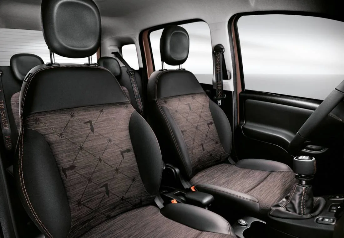 fiat panda, fiat panda trussardi, fiat panda trussardi caracteristicas, fiat panda trussardi ficha tecnica, fiat panda trussardi 2020, fiat panda trussardi fotos, fiat panda trussardi imagenes, fiat panda trussardi equipamiento, fiat panda trussardi colombia, fiat panda colombia, nuevos fiat en colombia, nuevos modelos fiat, fiat modelo 2020, fiat modelo 2020 en colombia