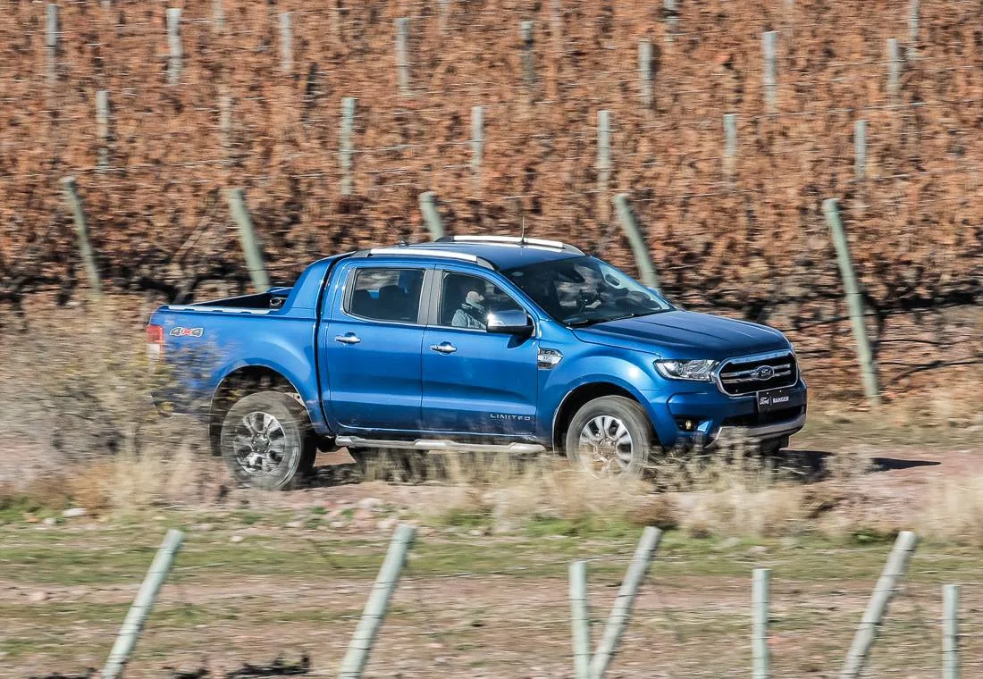 ford ranger, ford ranger colombia, ford ranger 2020, ford ranger 2020 colombia, ford ranger precio, ford ranger precio colombia, ford ranger 4x2, ford ranger 4x4, ford ranger limited, ford ranger xls, ford ranger xlt, ford ranger 2020 caracteristicas, ford ranger gasolina 4x2, ford ranger turbo diesel 2020, ford ranger 2020 dimensiones, ford ranger 2020 capacidades, ford ranger nueva, camioneta ford ranger nueva, ford ranger ultimo modelo, camioneta ford ranger ultimo modelo