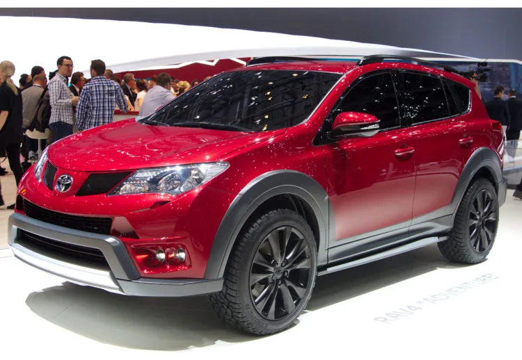 Toyota RAV4, Toyota RAV4 25 años, Toyota RAV4 historia, quinta generación de Toyota rav4, Toyota rav4 todas las generaciones, Toyota Rav 4 características, Toyota Rav4 fotos, Toyota Rav4 precios en colombia