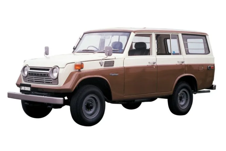 Toyota, Land Cruiser, Toyota Land Cruisre, Carros, Camionetas, Todo terrenos, 4x4, SUV, Land Cruiser datos, Land Cruiser diez millones, Land Cruiser fotos, Cuántas Land Cruiser hay en el mundo, Land Cruiser Colombia, Land cruiser precio, Land Cruiser precio Colombia, Land Cruiser historia
