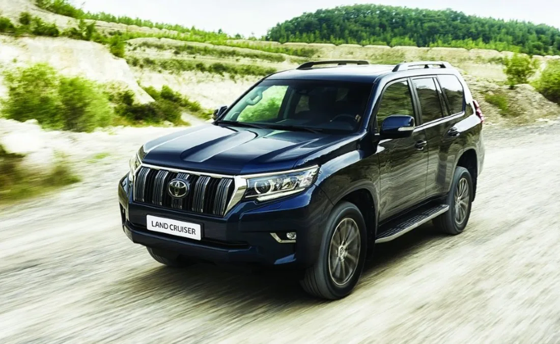 Toyota, Land Cruiser, Toyota Land Cruisre, Carros, Camionetas, Todo terrenos, 4x4, SUV, Land Cruiser datos, Land Cruiser diez millones, Land Cruiser fotos, Cuántas Land Cruiser hay en el mundo, Land Cruiser Colombia, Land cruiser precio, Land Cruiser precio Colombia, Land Cruiser historia