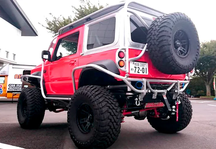 suzuki jimny monster truck, susuki jimny, suzuki, suzuki todoterreno, carros todoterrreno, suzuki 4x4, suzuki jimny modificaciones