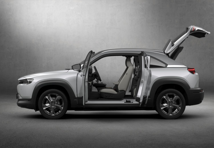 mazda mx-30, mazda mx-30 caracteristicas, mazda mx-30 ficha técnica, mazda mx-30 dimensiones, mazda mx-30 autonomia, mazda mx-30 colombia, mazda electrico, primer mazda electrico, mazda suv electrico, mazda electrico Colombia, mazda mx-30 precio, mazda mx-30 precio Colombia, mazda mx-30 electrico, mazda electrico precio, mazda electrico precio colombia