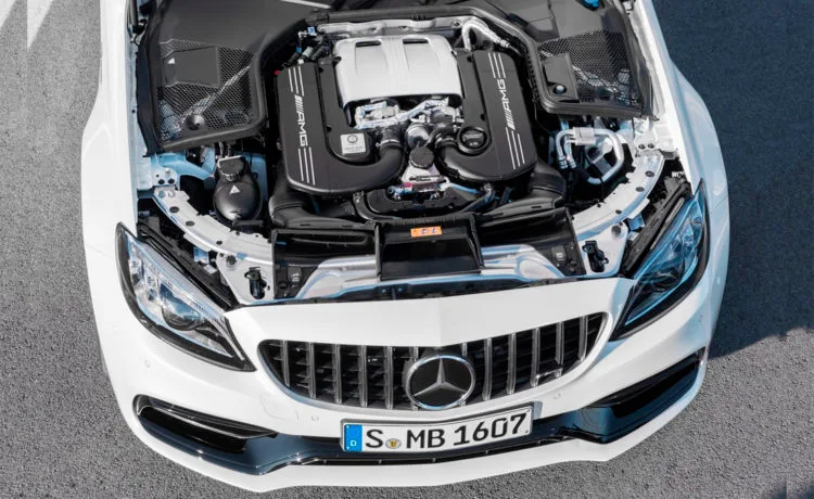 mercedes benz amg c63, mercedes benz hibrido, mercedes benz amg hibrido, mercedes benz, carros de alta gama hibridos, sistema hibrido