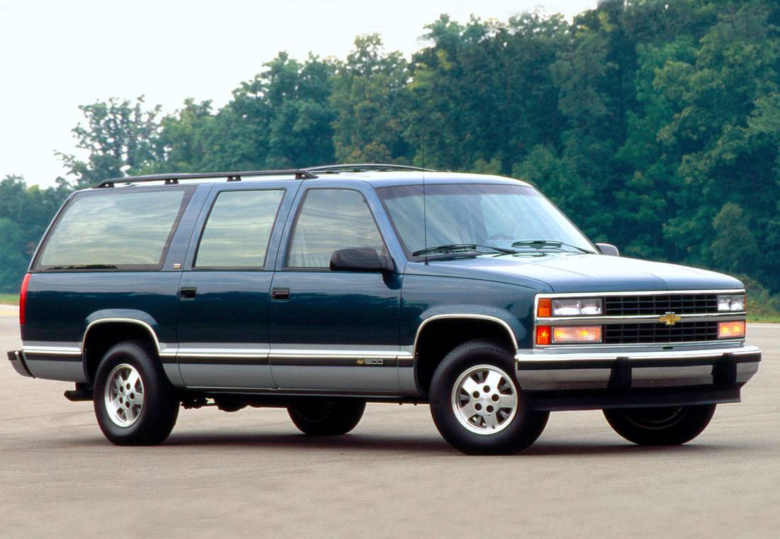 chevrolet suburban, chevrolet suburban 2020, chevrolet suburban 2019, chevrolet suburban 1935, historia chevrolet suburban, chevrolet suburban camioneta, chevrolet suburban clasica, chevrolet suburban antigua, chevrolet suburban colombia, chevrolet suburban generaciones, suv mas antigua del mundo, carro mas antiguo del mundo, vehiculo mas antiguo del mundo