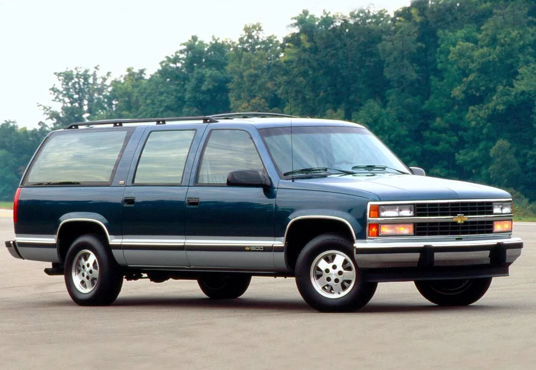 chevrolet suburban, chevrolet suburban 2020, chevrolet suburban 2019, chevrolet suburban 1935, historia chevrolet suburban, chevrolet suburban camioneta, chevrolet suburban clasica, chevrolet suburban antigua, chevrolet suburban colombia, chevrolet suburban generaciones, suv mas antigua del mundo, carro mas antiguo del mundo, vehiculo mas antiguo del mundo